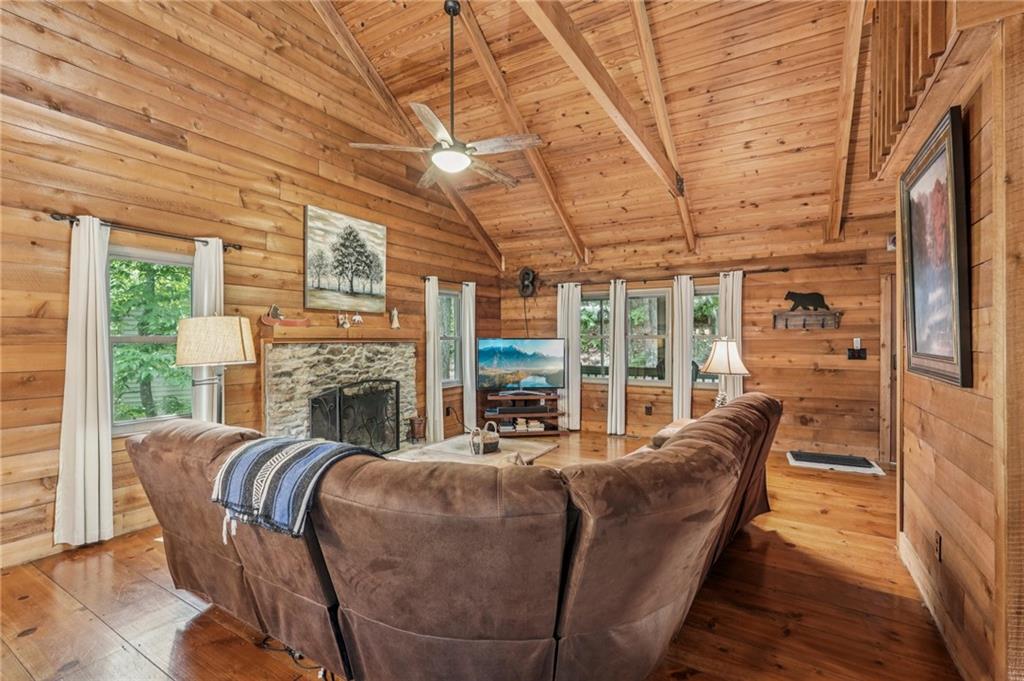 16 Buckskull Knoll
