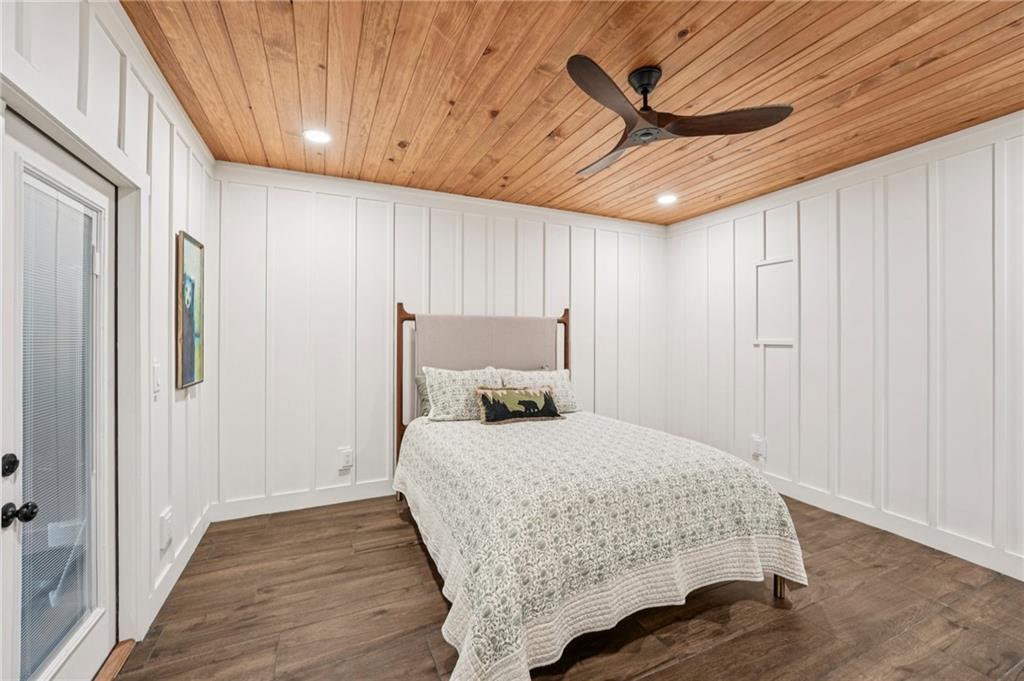 321 Owls Brow