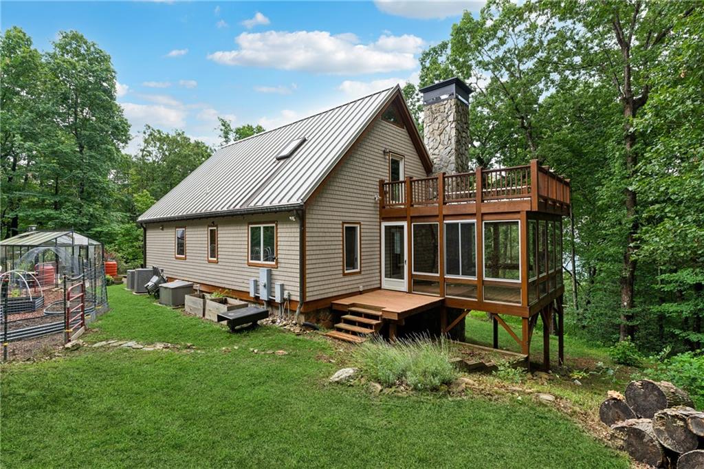 631 Sunset Cliff Drive