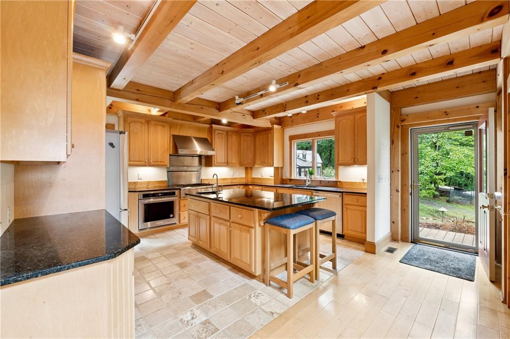 631 Sunset Cliff Drive