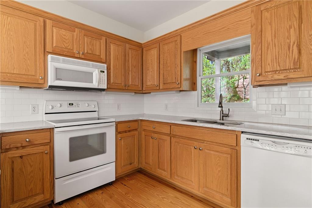 35 Red Oak Point