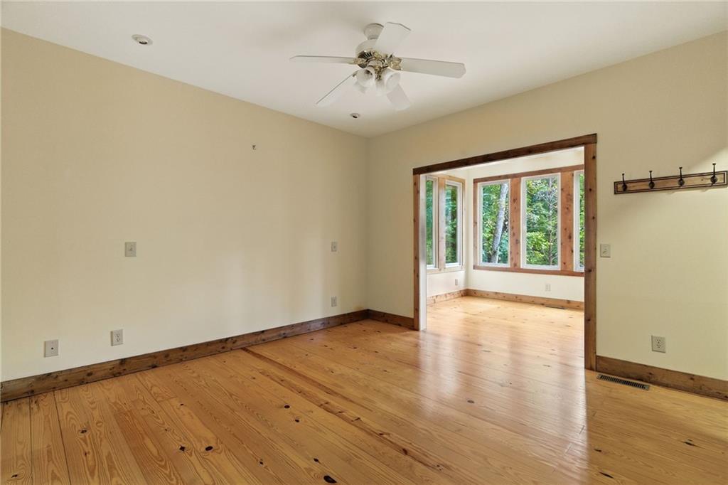 35 Red Oak Point