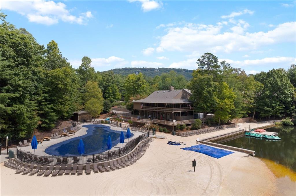 35 Red Oak Point