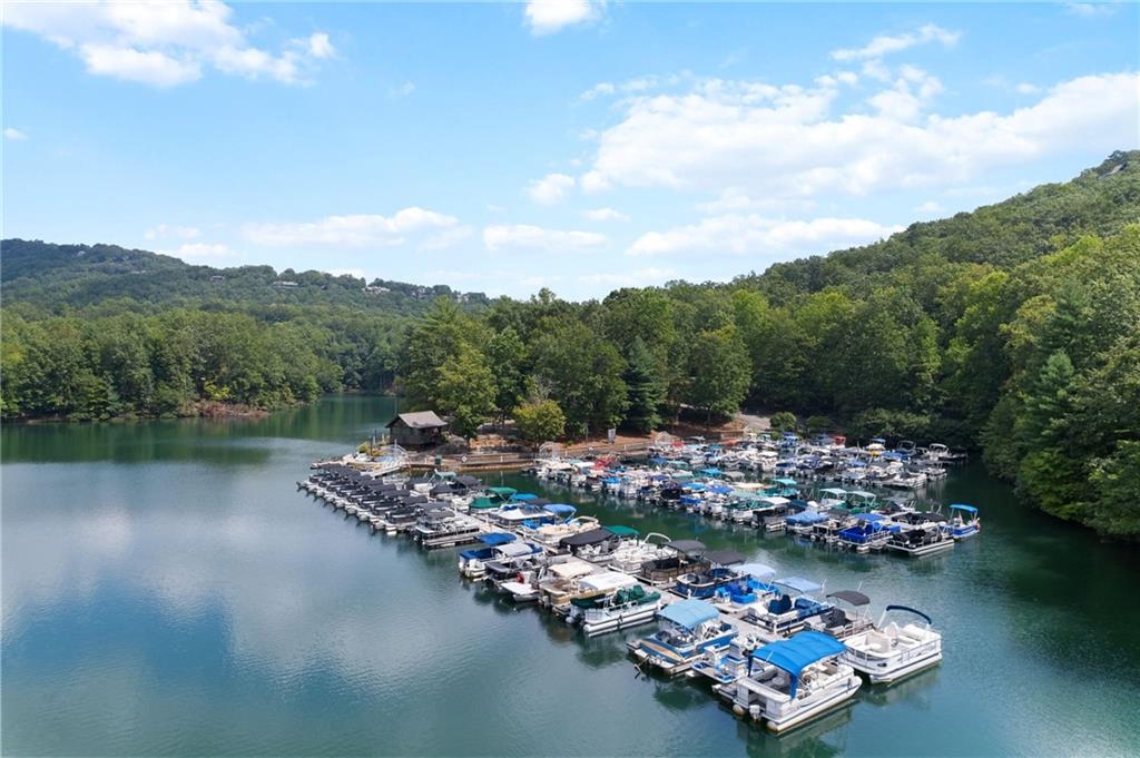 35 Red Oak Point