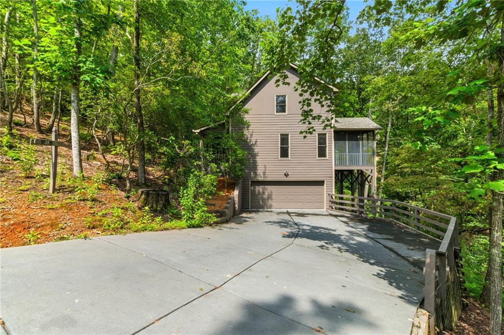 35 Red Oak Point