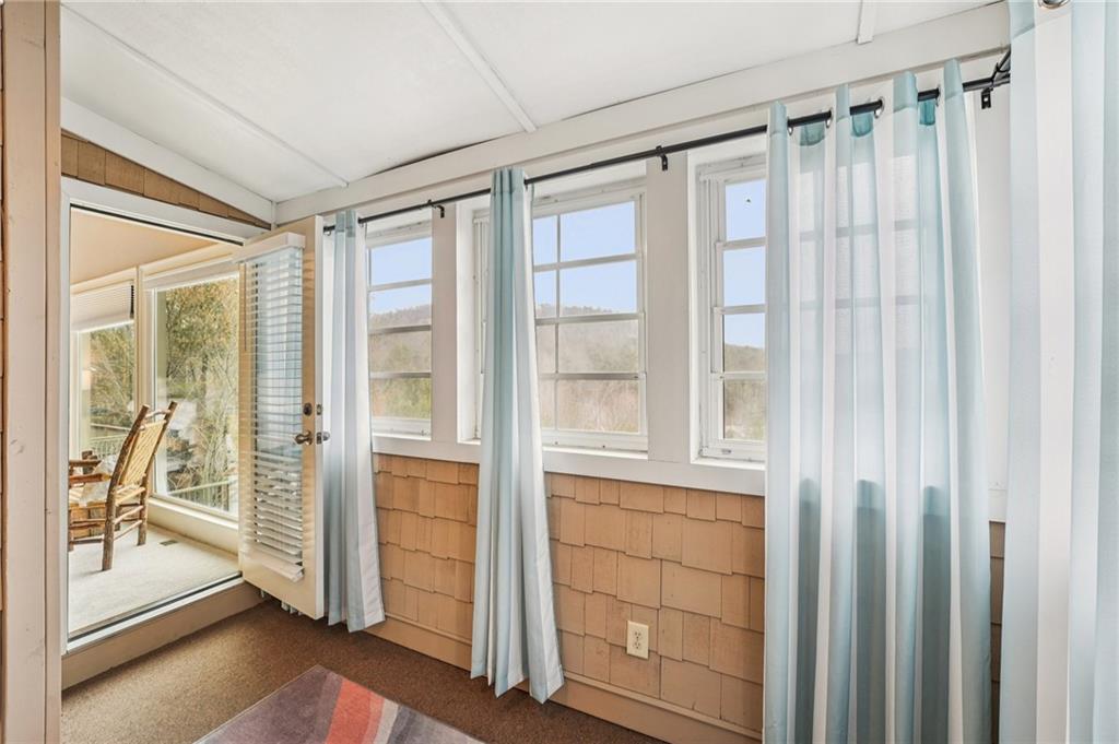 95 Laurel Ridge Trail