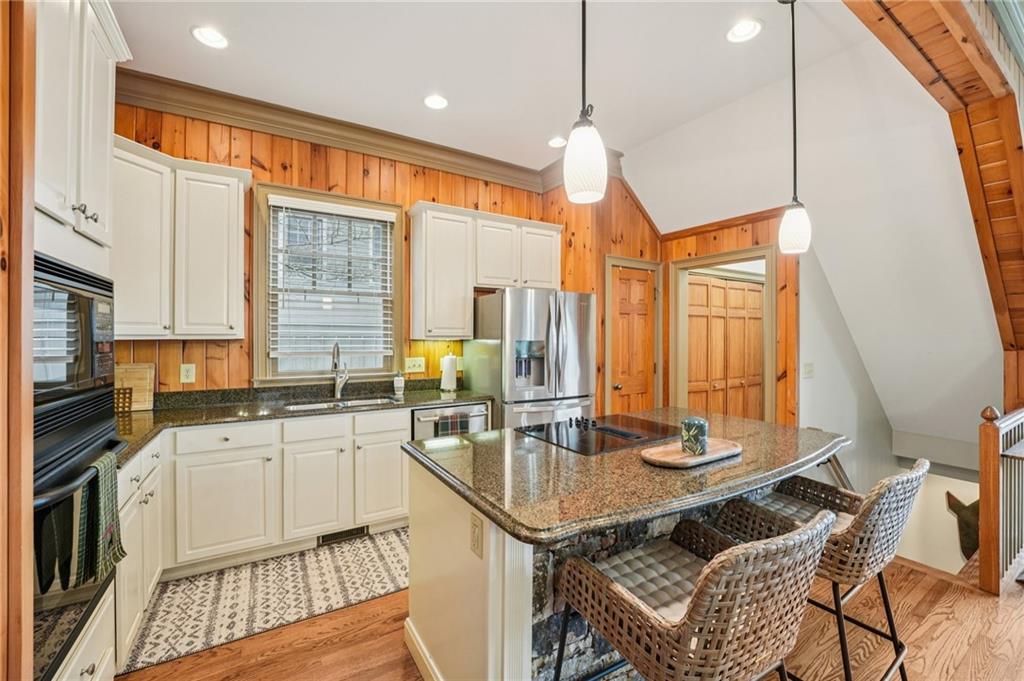 95 Laurel Ridge Trail