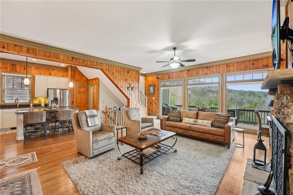 95 Laurel Ridge Trail