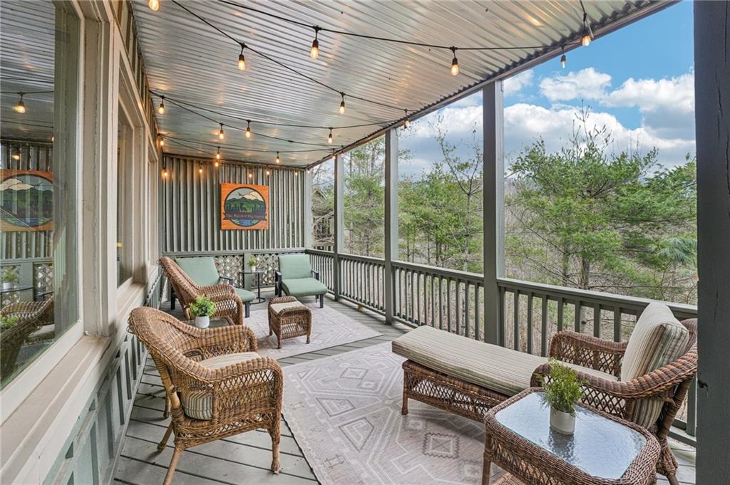 95 Laurel Ridge Trail