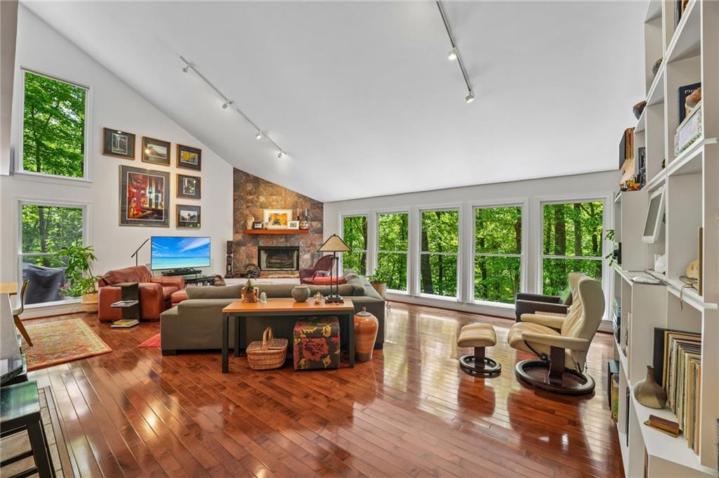 238 Windflower Drive
