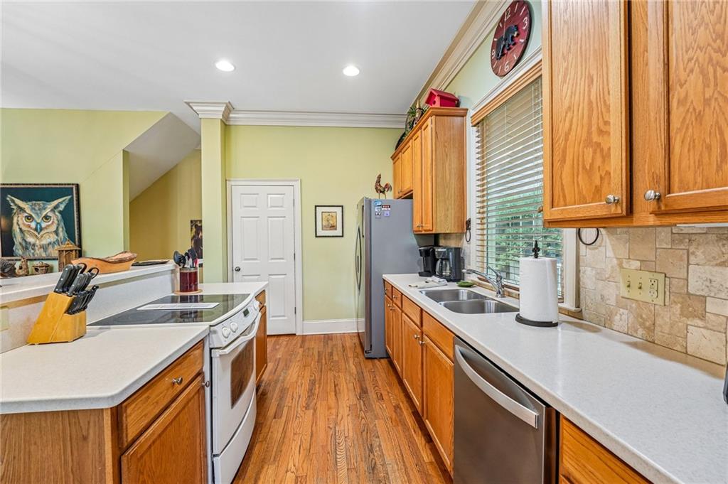 14 Laurel Ridge Way