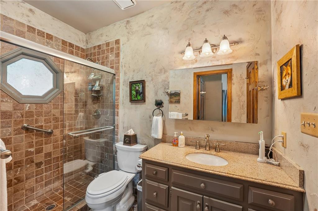 1482 Valley View Drive