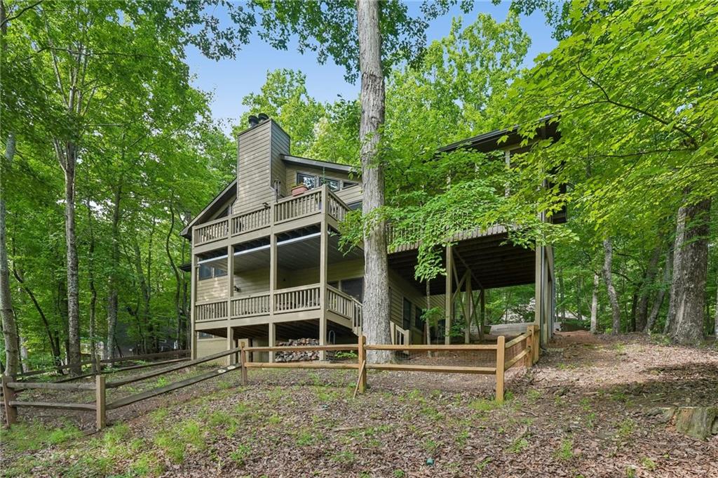 1482 Valley View Drive