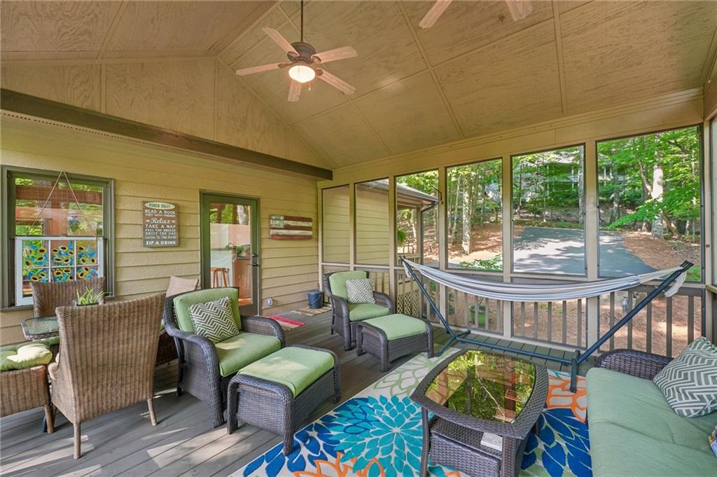 1482 Valley View Drive