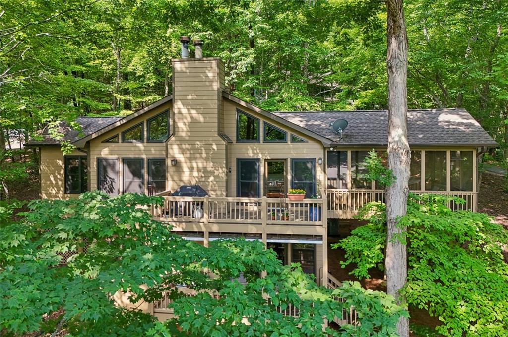 1482 Valley View Drive