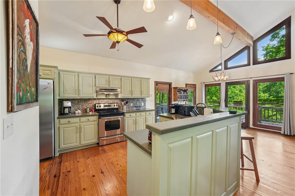1482 Valley View Drive