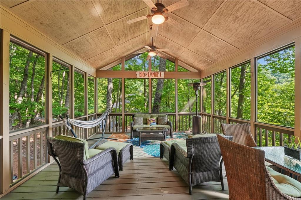 1482 Valley View Drive