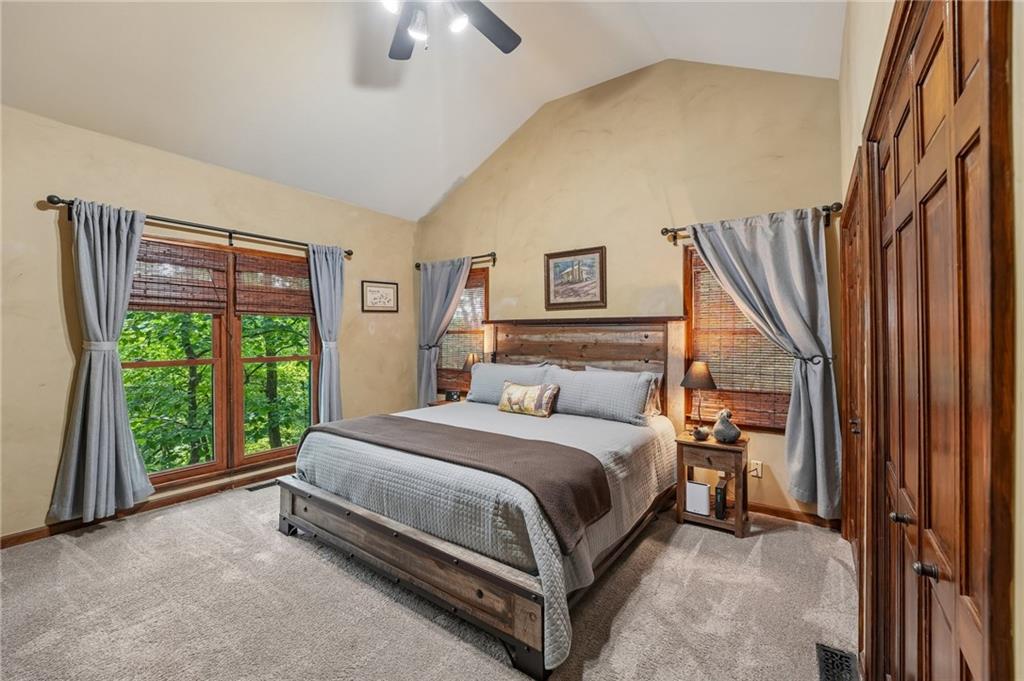 1482 Valley View Drive