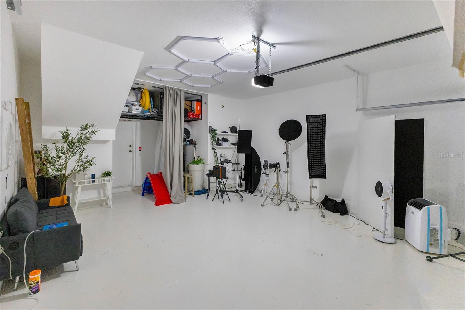 2256 BETSY ROSS LN #2256