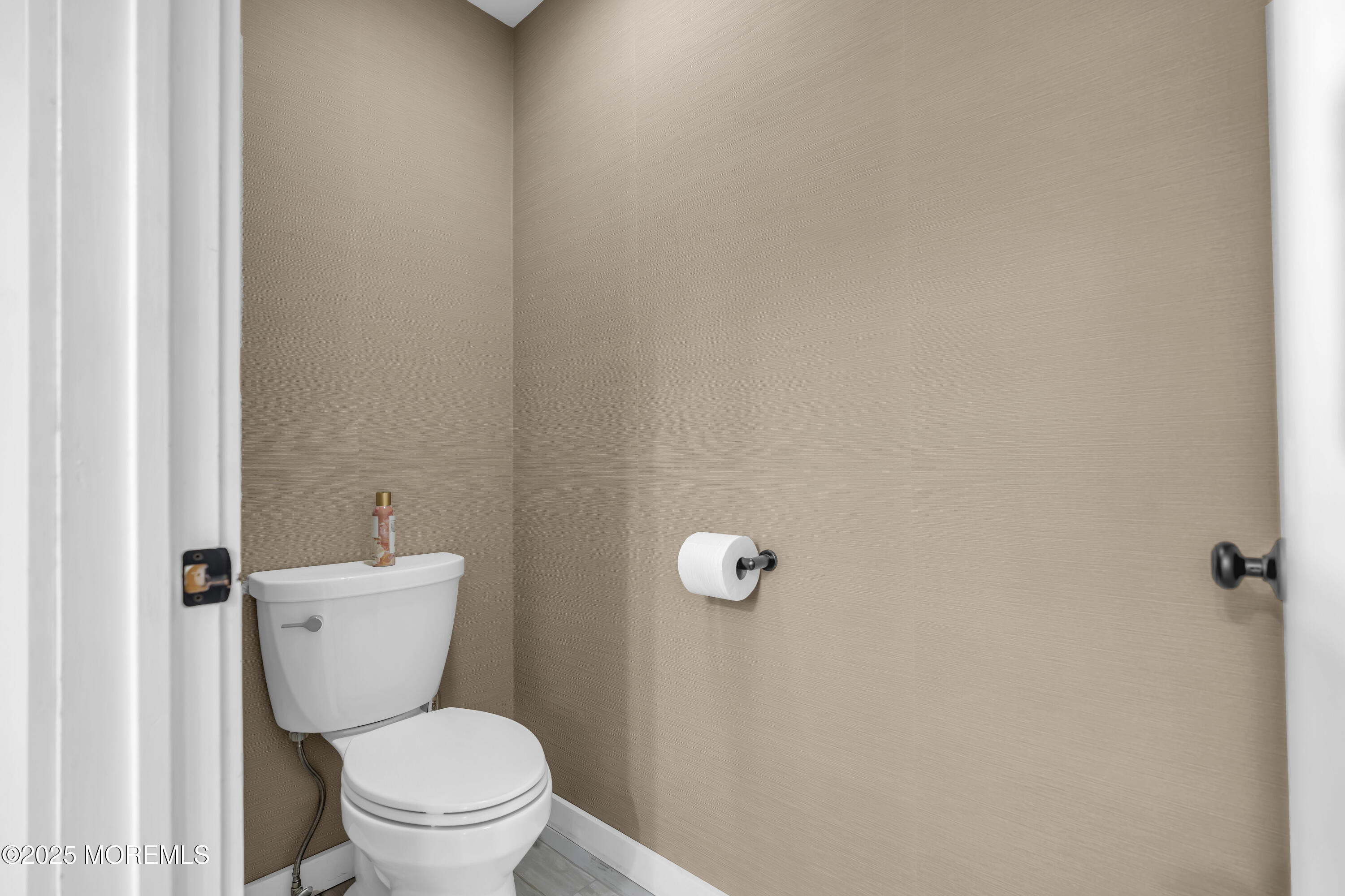 1347 Winter View Road