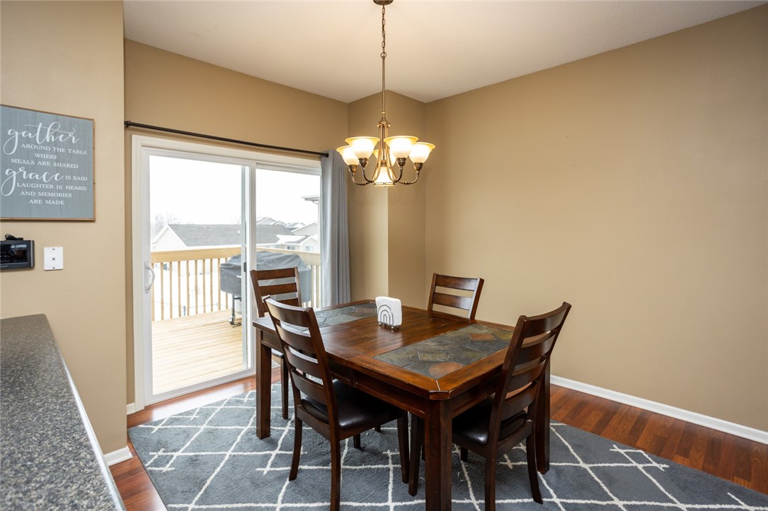 332 NW Driftwood Drive