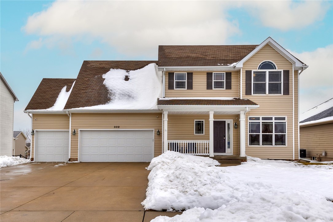 332 NW Driftwood Drive