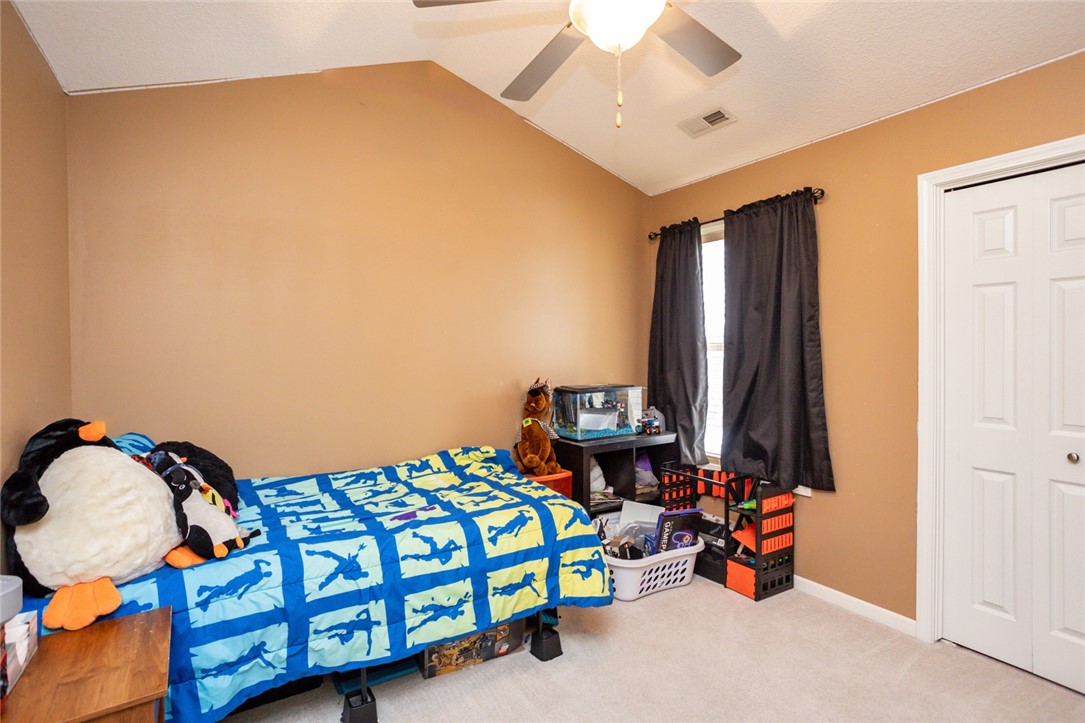 332 NW Driftwood Drive