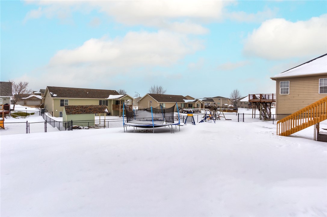 332 NW Driftwood Drive