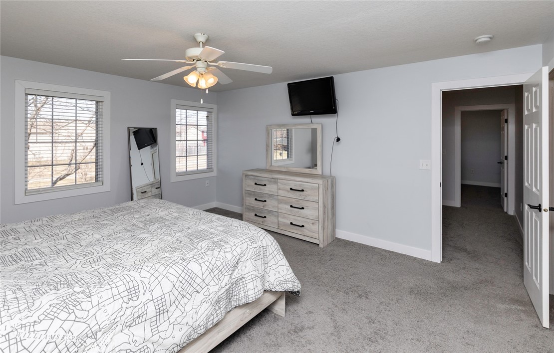 2408 NW Ashton Lane 4