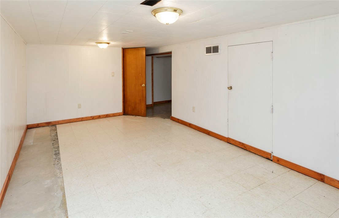 528 Snyder Avenue