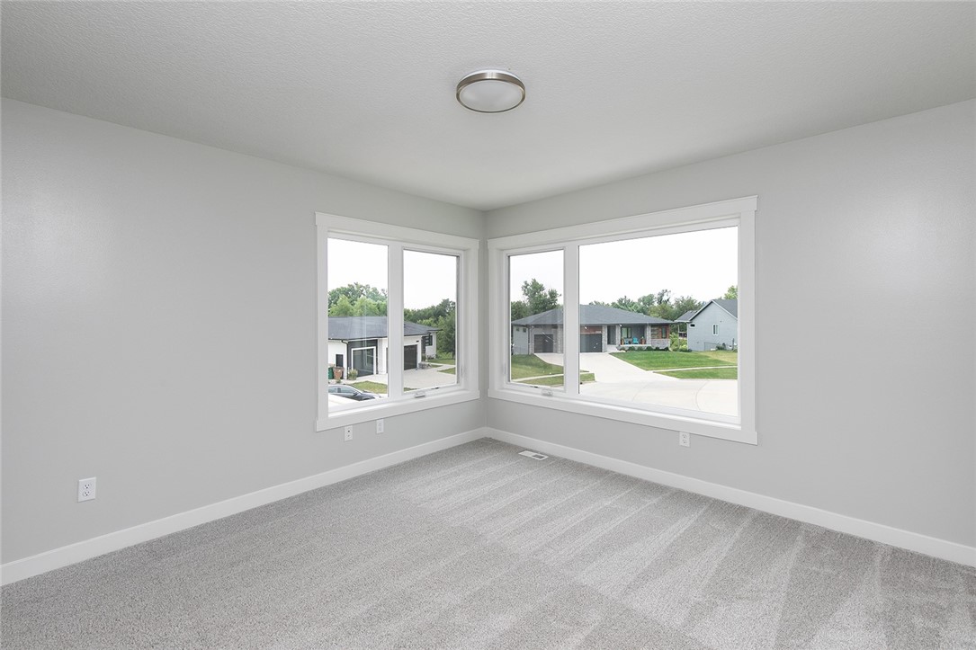 2405 NW Willowbrooke Drive