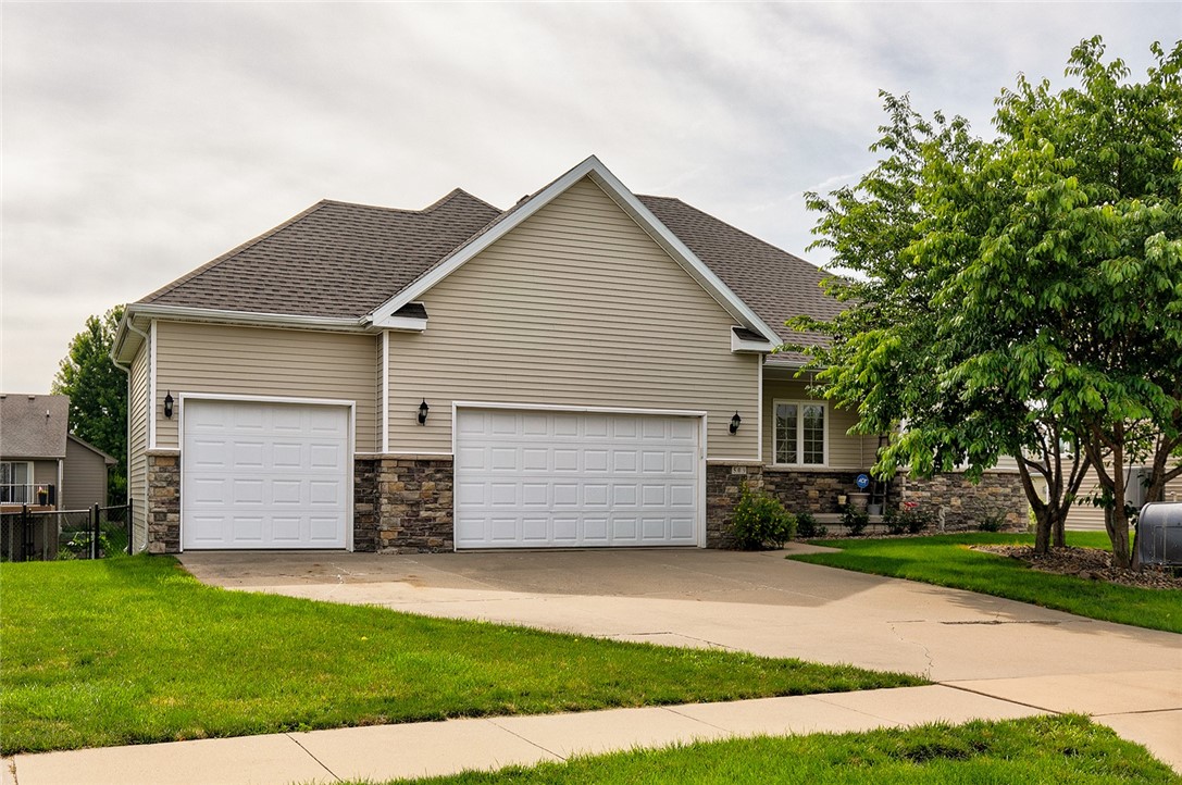 509 NW Watercrest Court