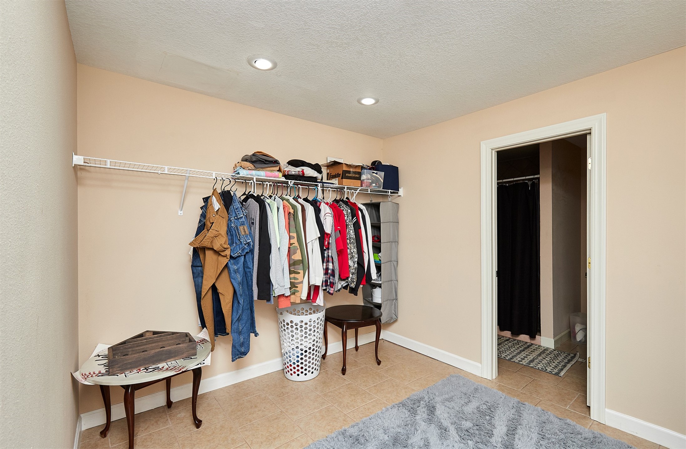 9424 Woodland Drive