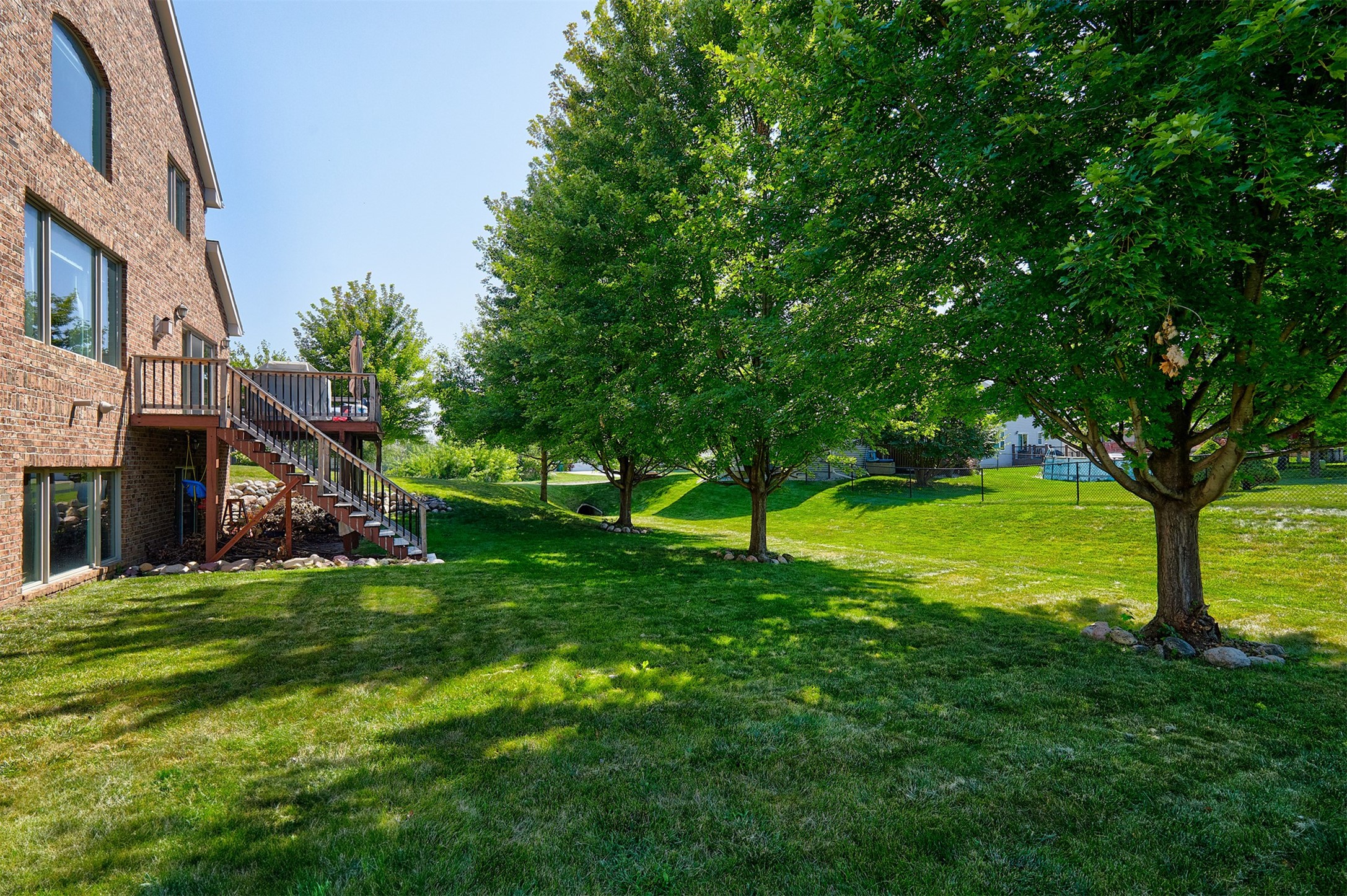 9424 Woodland Drive