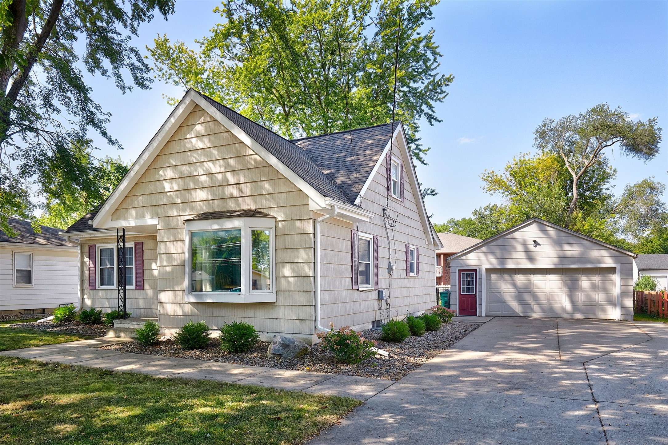 116 SW Des Moines Street