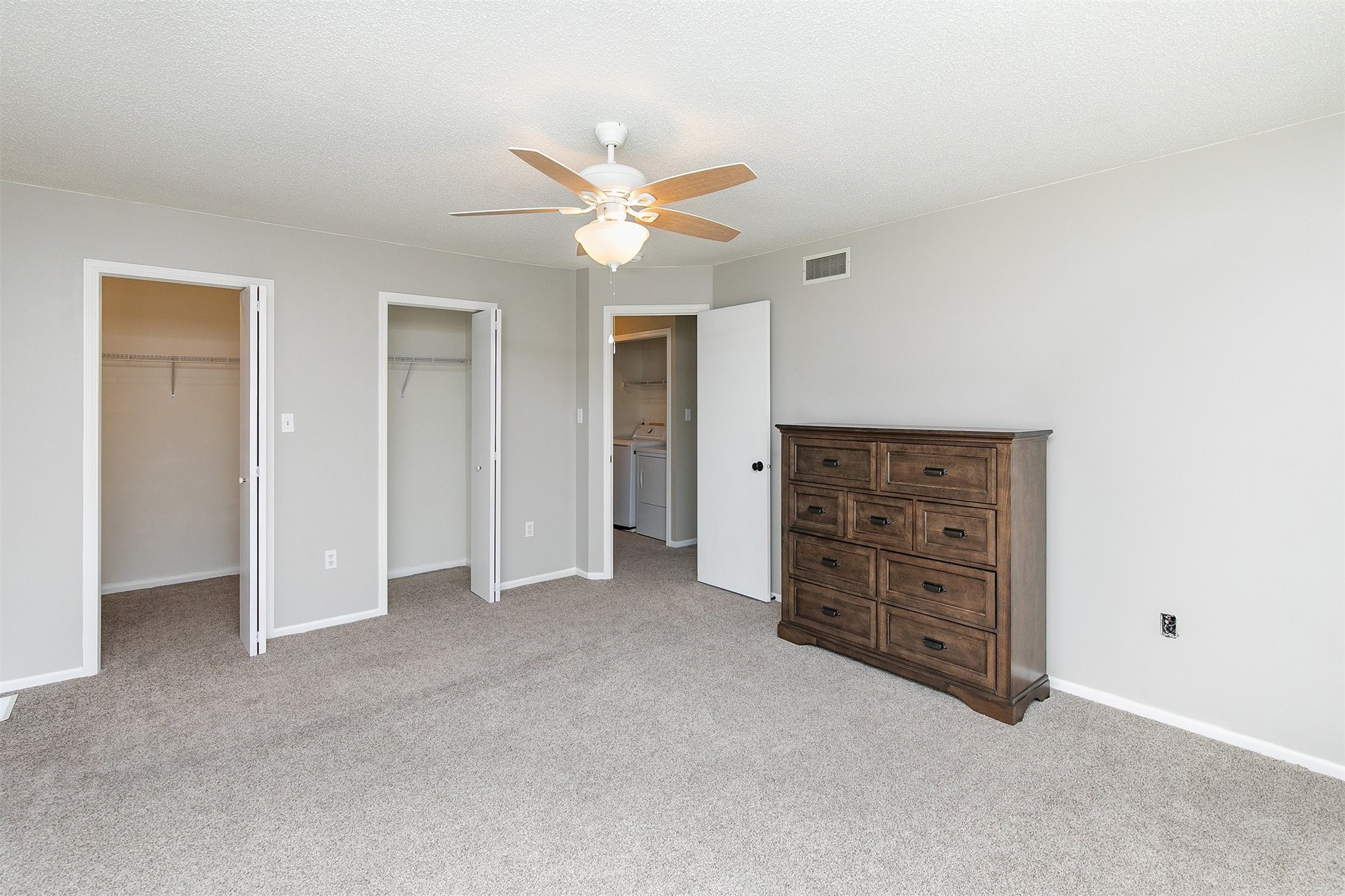 1040 68th Street 3