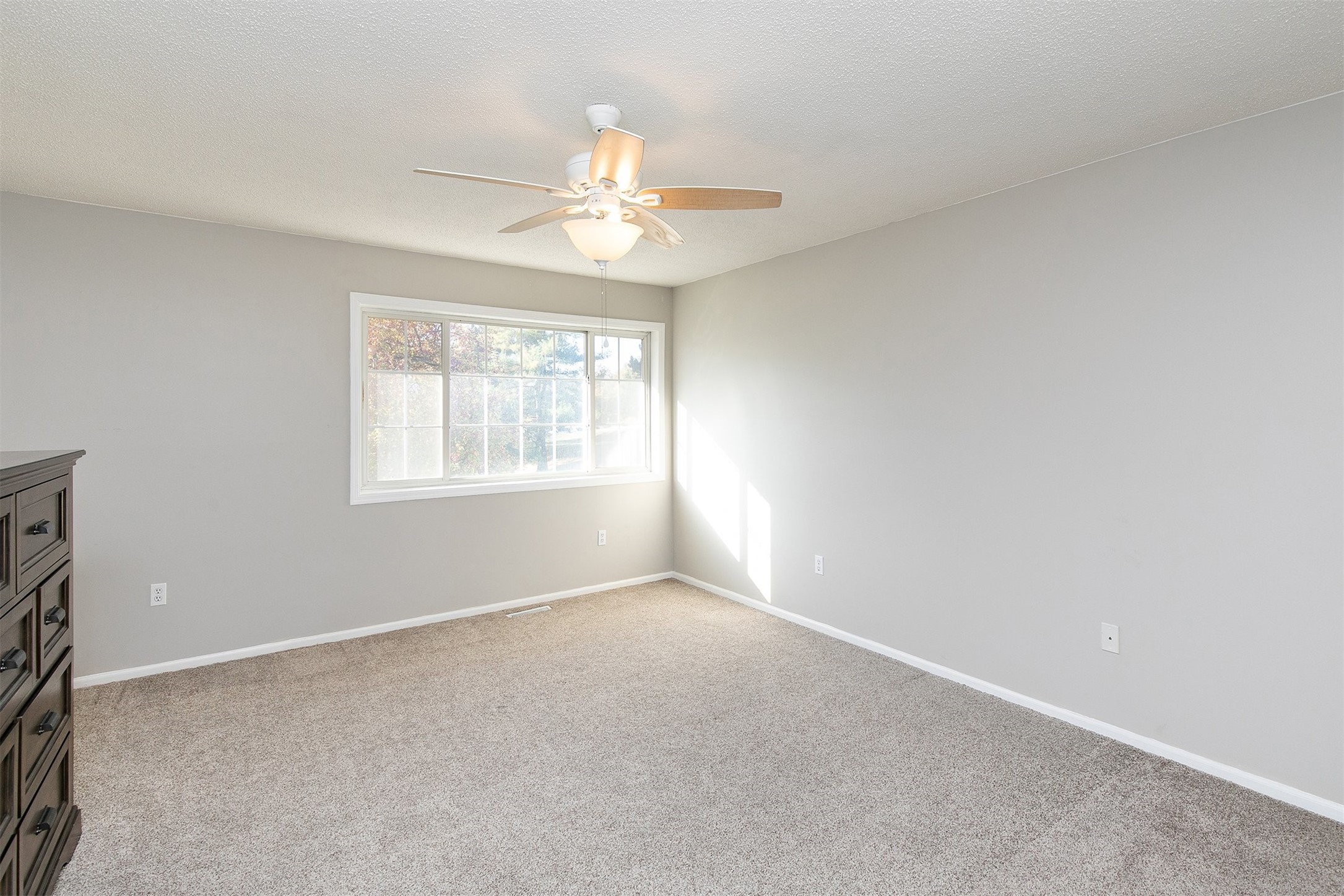 1040 68th Street 3