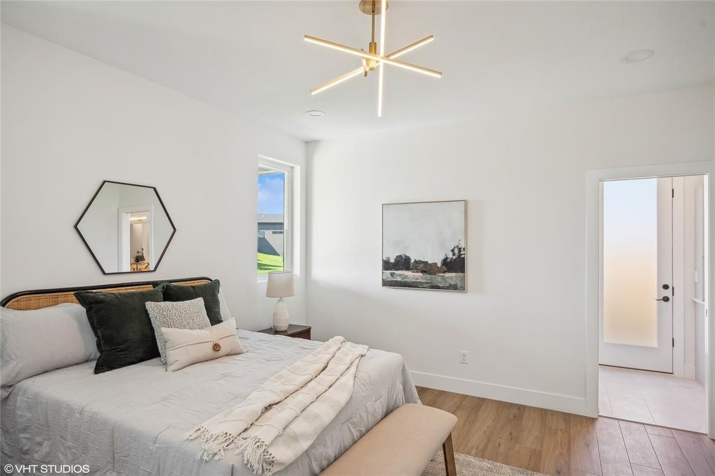 810 NW Prairie Rose Lane