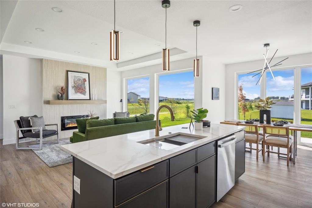 810 NW Prairie Rose Lane