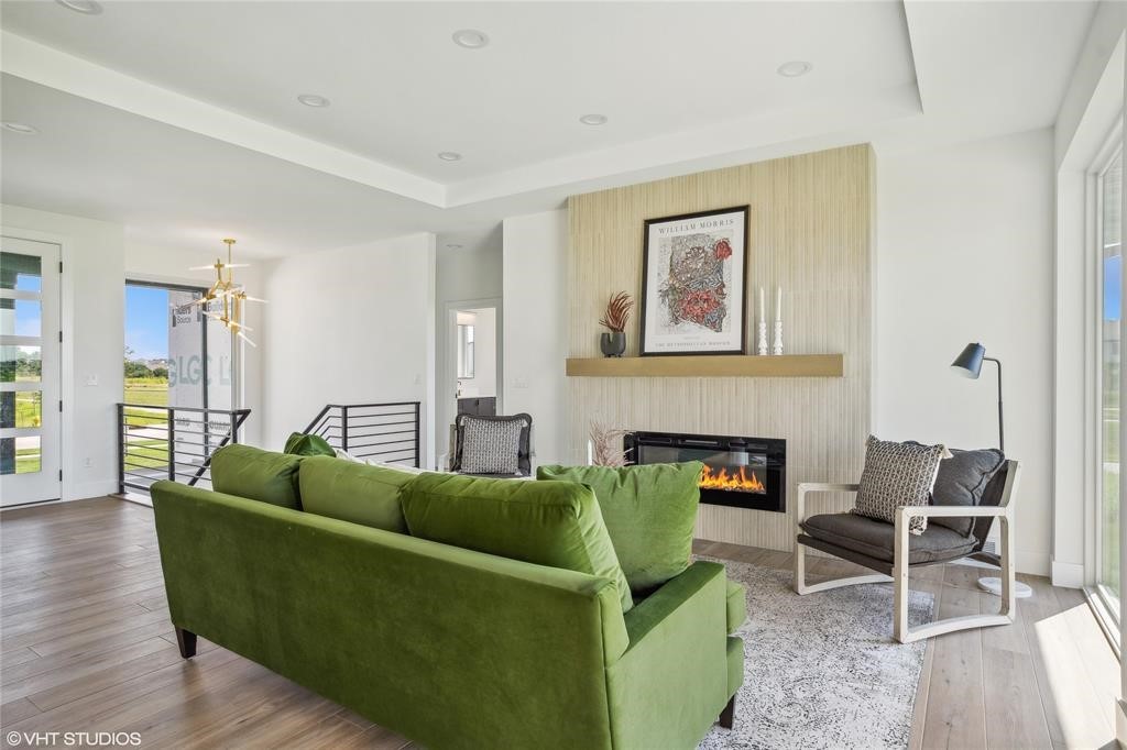 810 NW Prairie Rose Lane