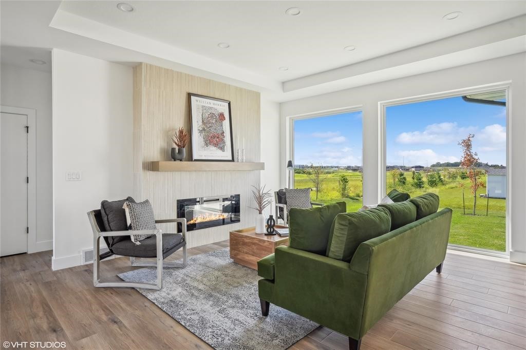 810 NW Prairie Rose Lane