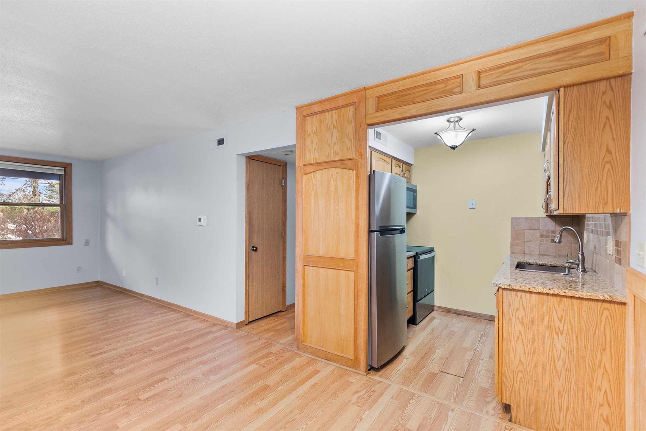 7815 Douglas Avenue 109