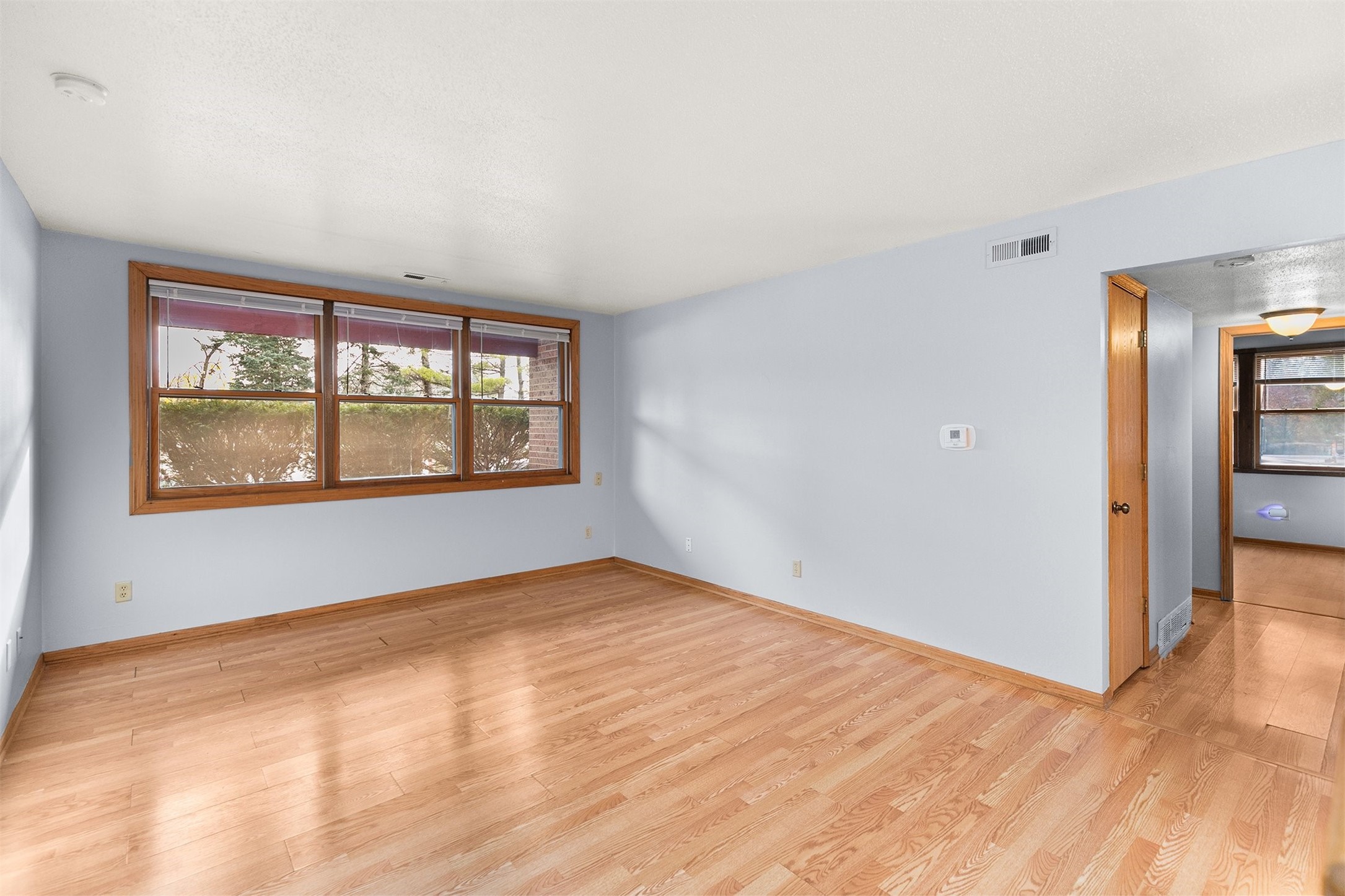 7815 Douglas Avenue 109
