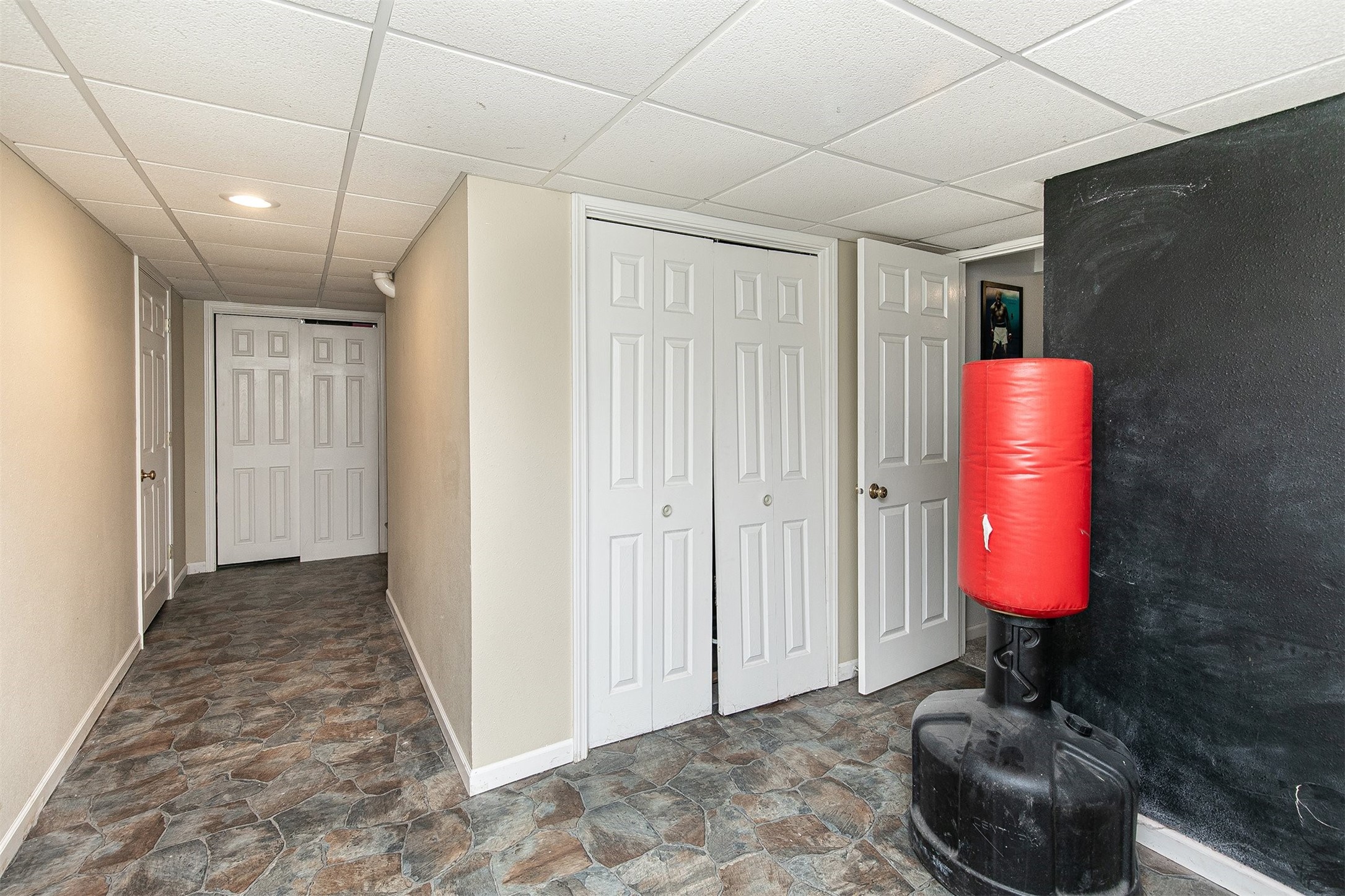 8455 Ridgeview Drive
