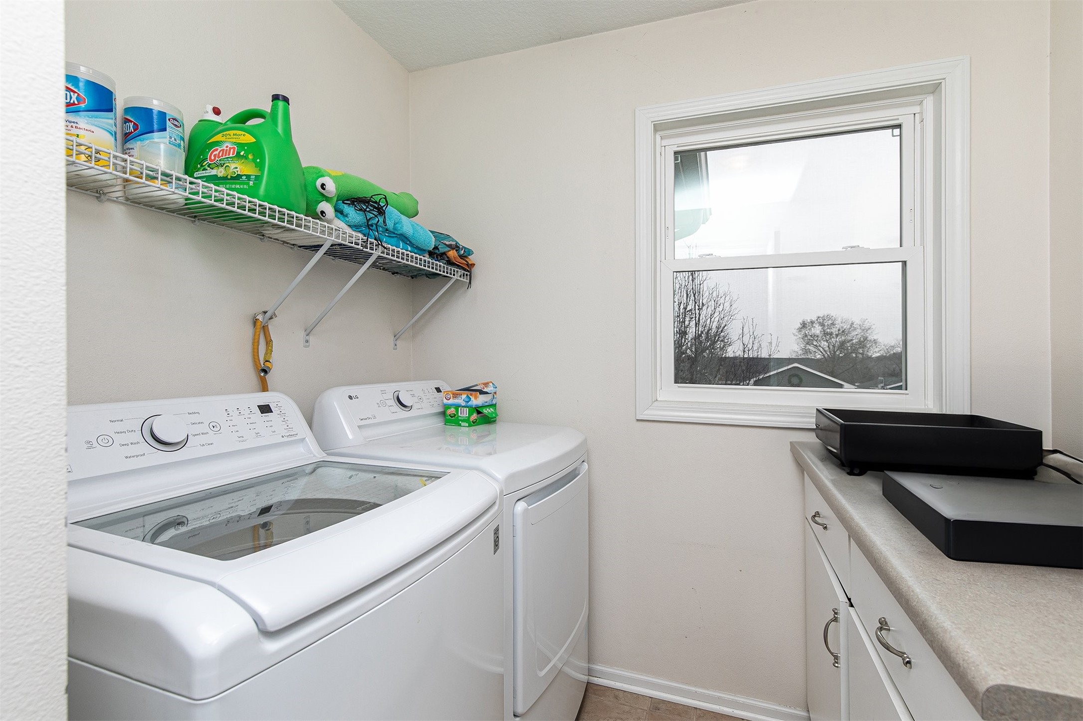 8455 Ridgeview Drive