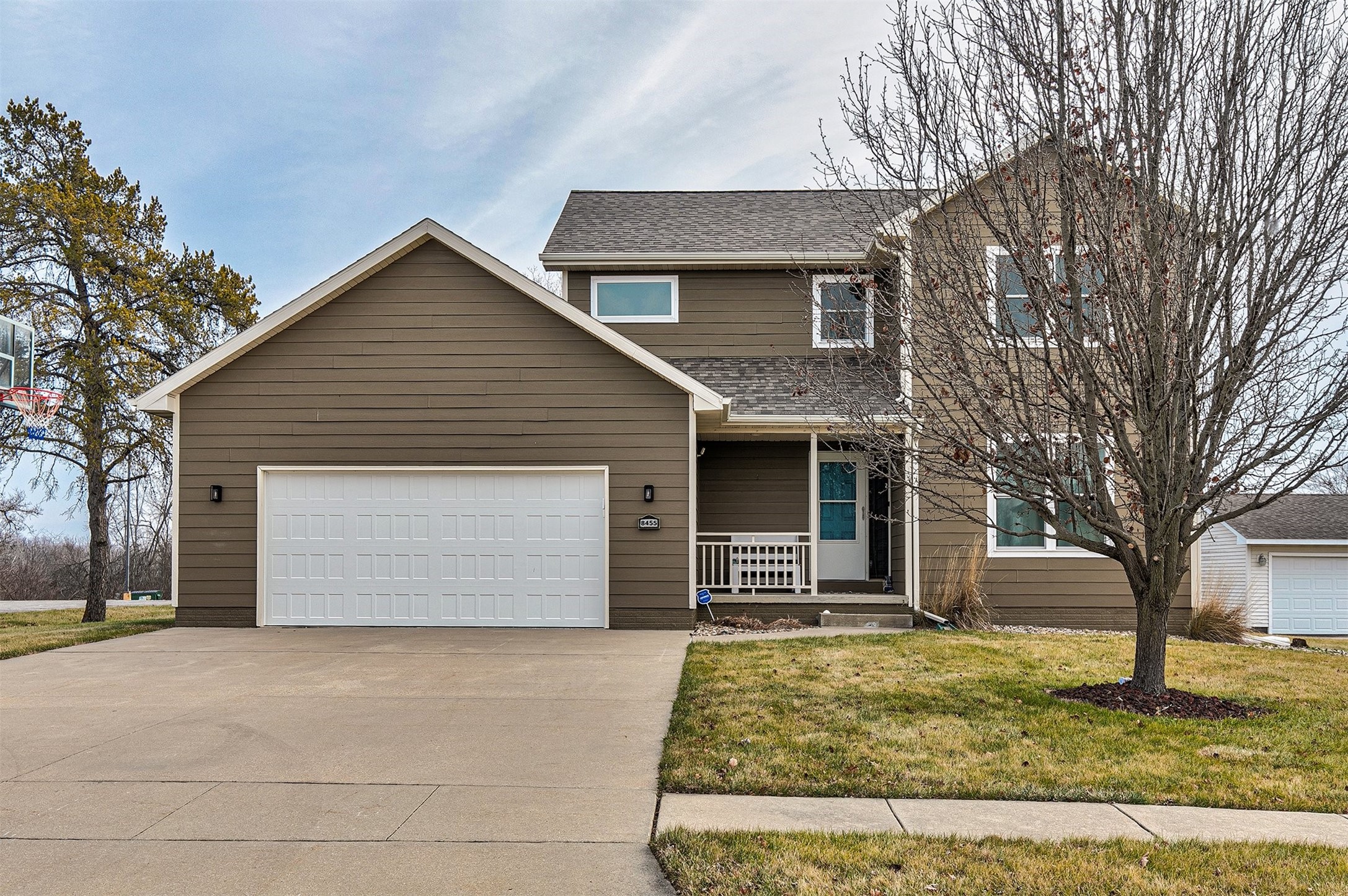 8455 Ridgeview Drive