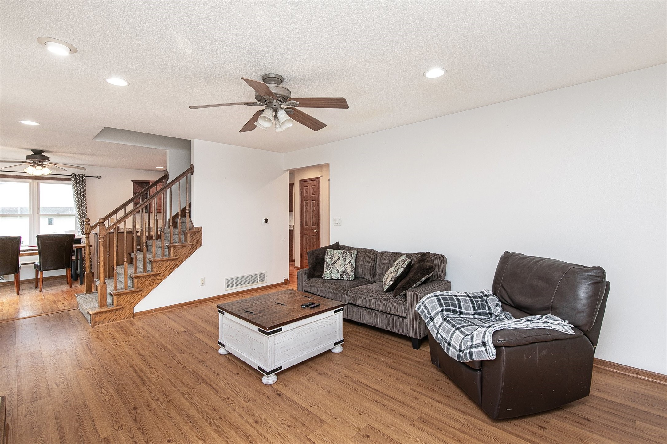 8455 Ridgeview Drive
