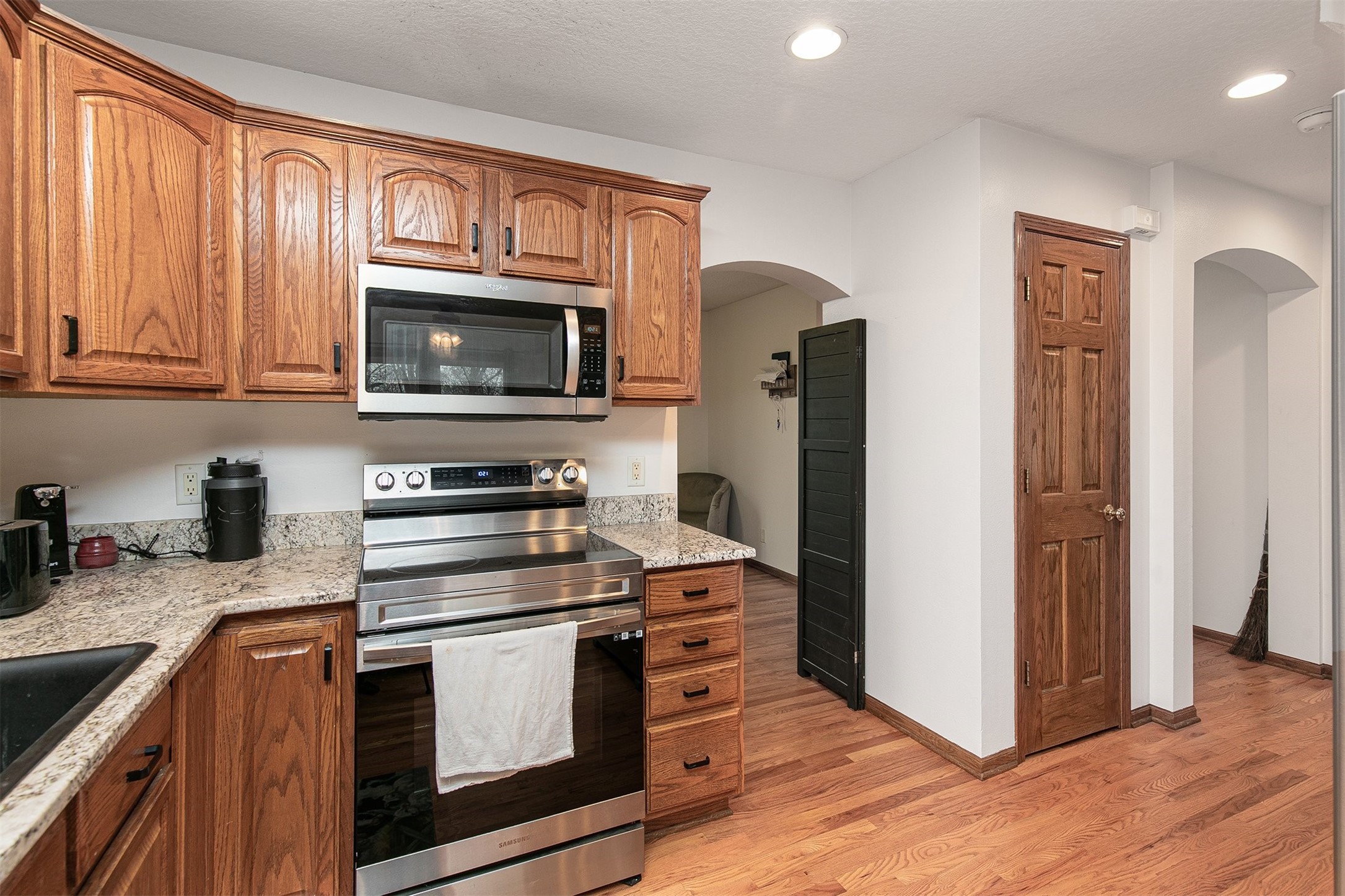8455 Ridgeview Drive