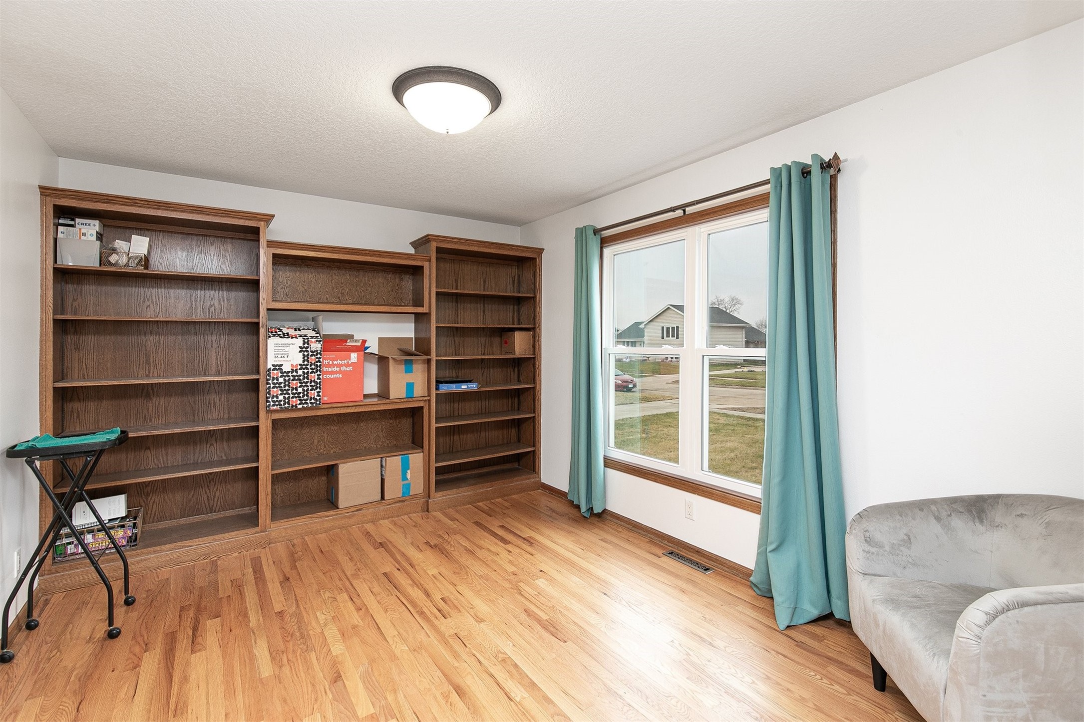8455 Ridgeview Drive