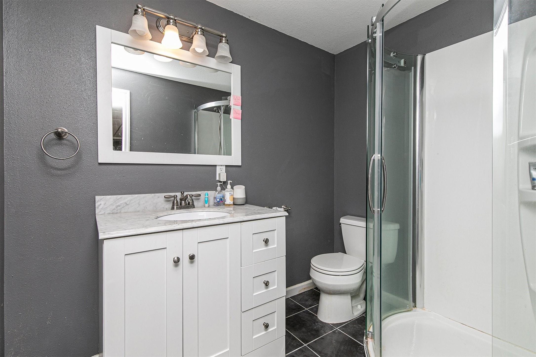 8455 Ridgeview Drive